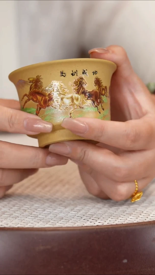 紫砂黄金段马到成功杯
