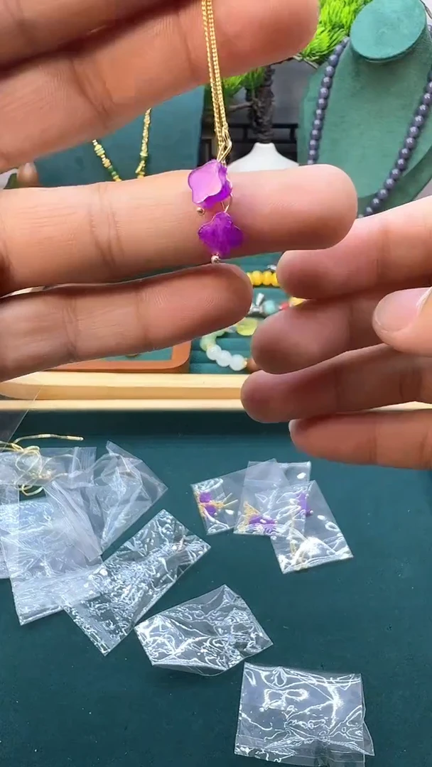苏纪石（舒俱来）14K金镶嵌耳钉QW60