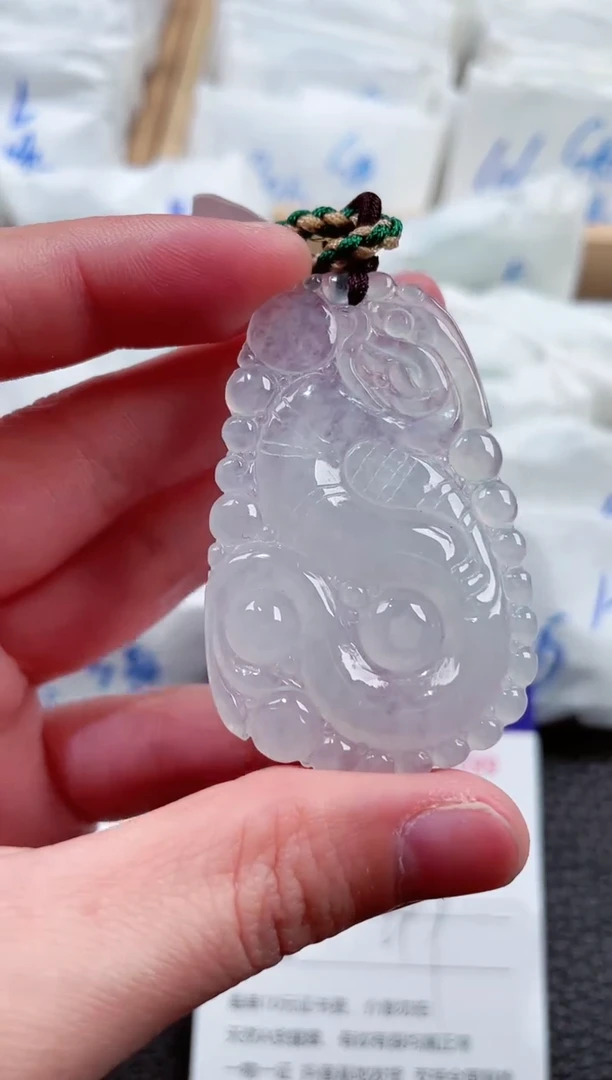 【闪购商品】翡翠颈饰未镶嵌00001099