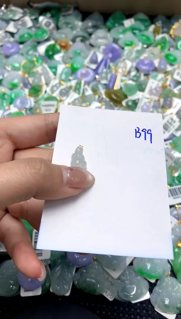 【闪购商品】翡翠颈饰18K金镶嵌11111111111111111