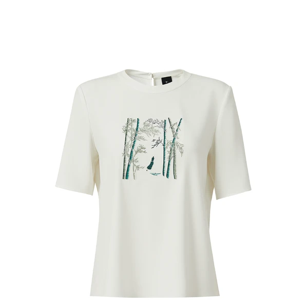 YI瓷白色三醋酯面料竹光旅人墨韵绣花T恤YTP20936HCWH0C3