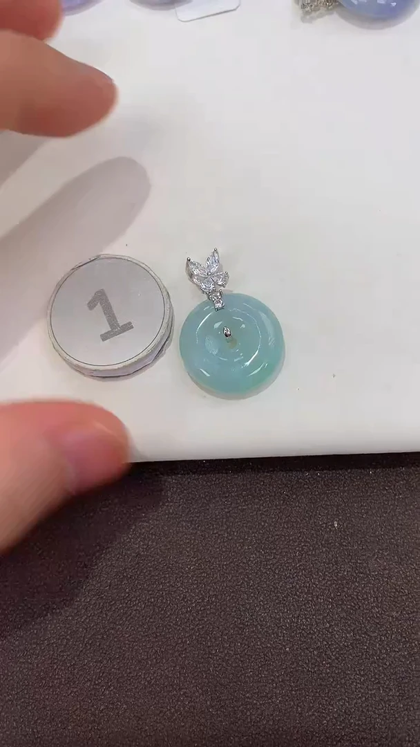 颈饰银S925镶嵌翡翠天然缅甸a货翡翠