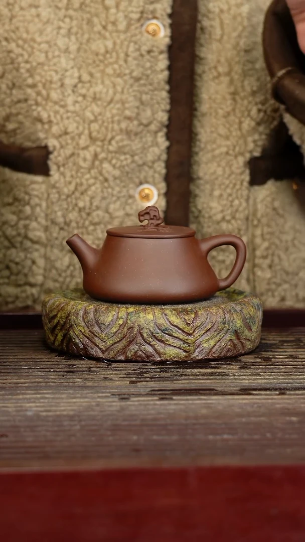 宜兴原矿紫砂壶茶壶宜兴原矿紫砂壶茶壶150C