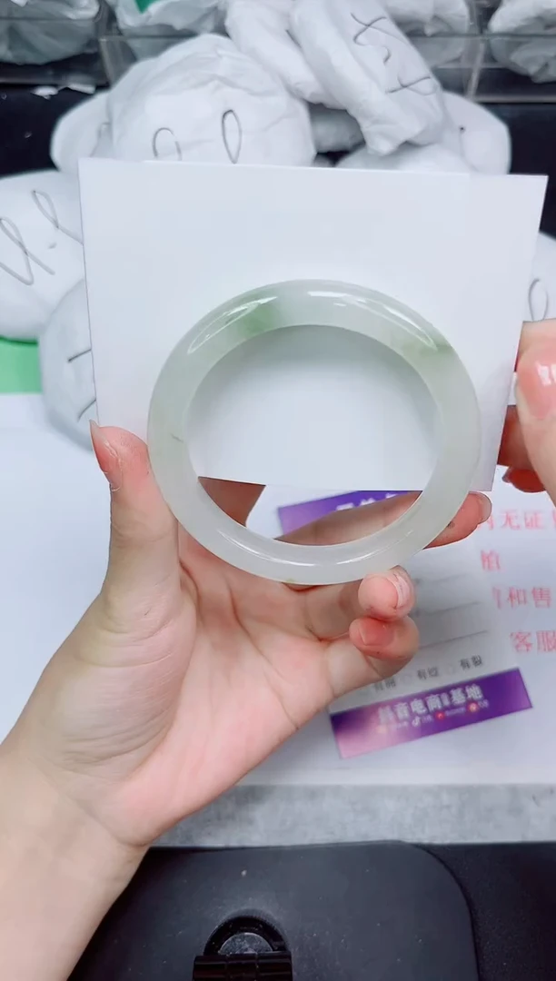 石英质玉手镯未镶嵌248-56