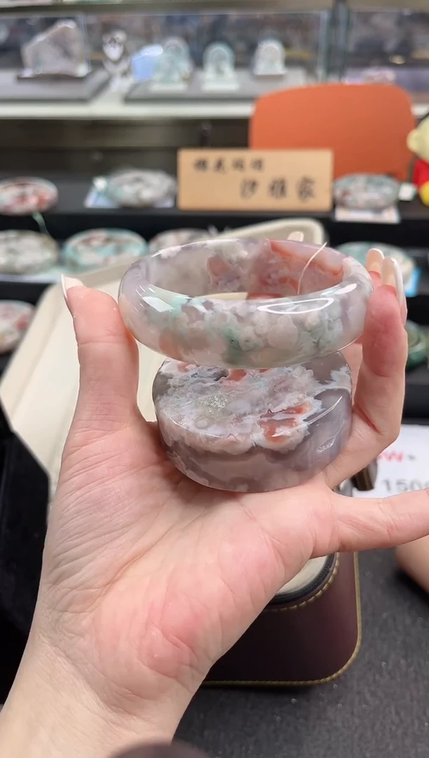 未镶嵌手镯石英质玉尘*丷圈口（赠品镯心）圈口（赠品镯心）
