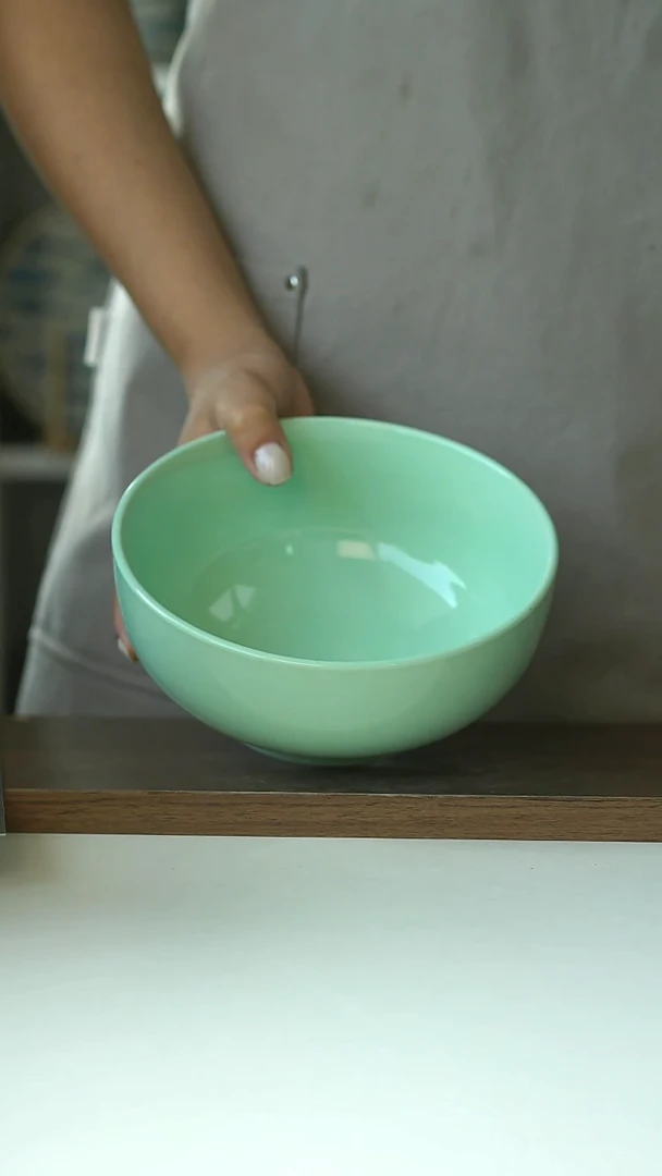 微瑕马卡龙绿色早餐碗15.5cm,780ml@4-2@