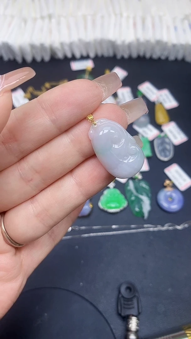 翡翠18K金镶嵌吊坠(不含链)MS193467