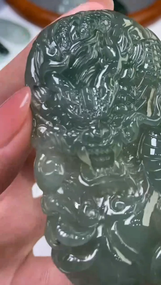 翡翠挂件未镶嵌  313155