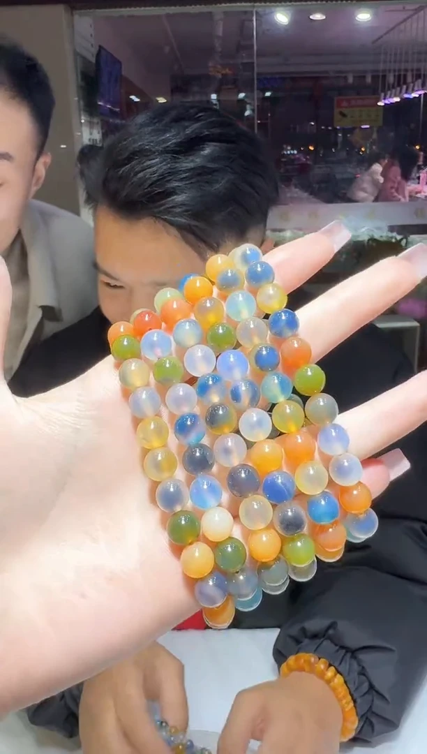 【闪购商品】玛瑙/玉髓手链未镶嵌多样性发一件 118