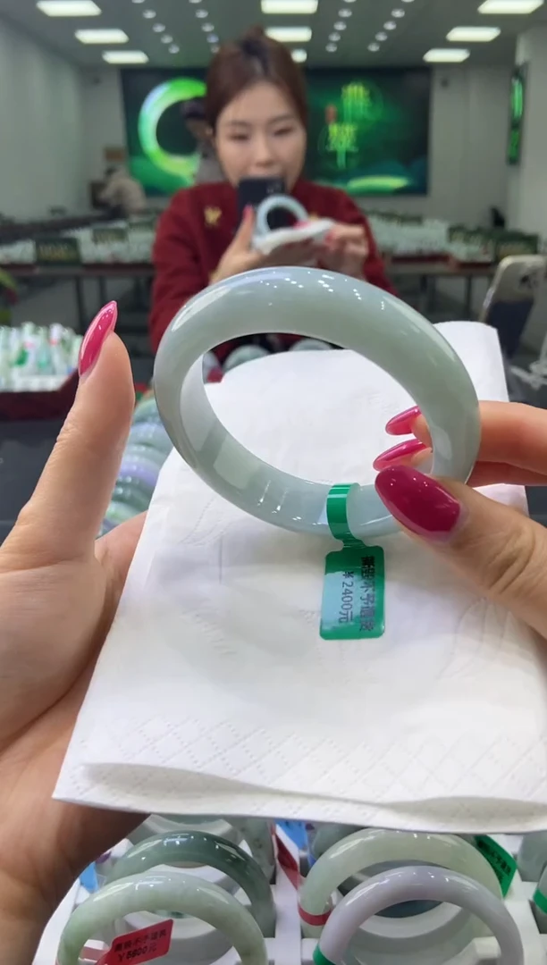 未镶嵌手镯翡翠0055498