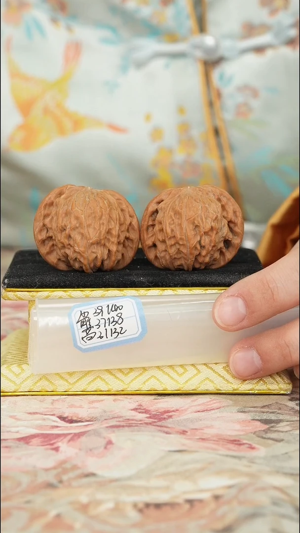 【闪购商品】文玩核桃把件磨盘