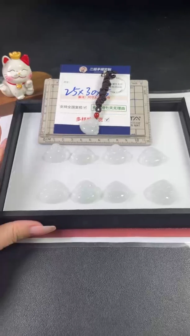 【闪购商品】翡翠挂件未镶嵌佛公1/多样性发其一配绳@CP