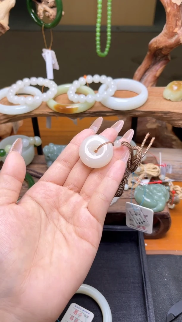 吊坠(不含链)未镶嵌和田玉青海野牛沟 平安扣 9013706