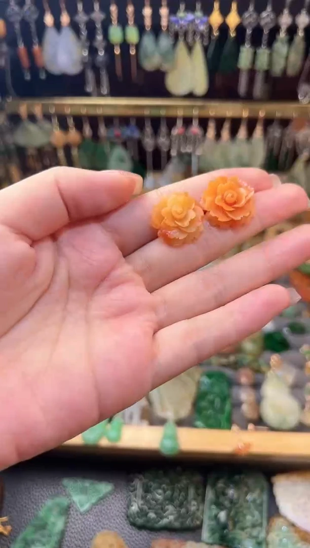 定制翡翠未镶嵌霞*翡翠