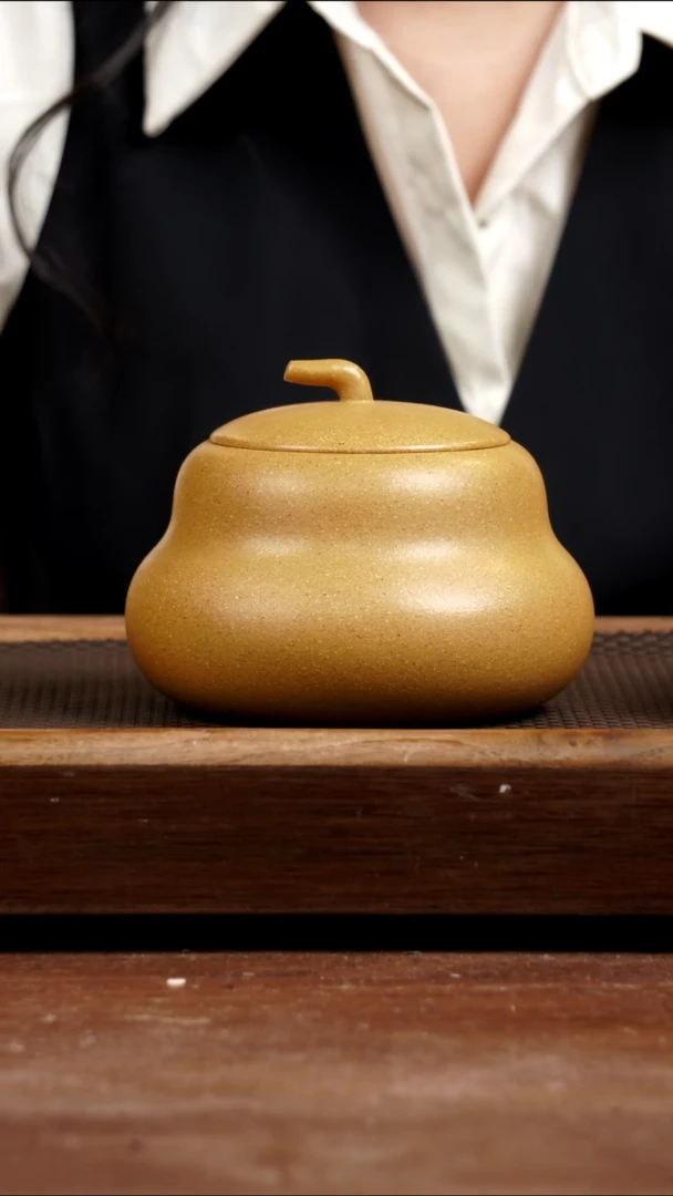 茶壶紫砂黄金段茶叶罐