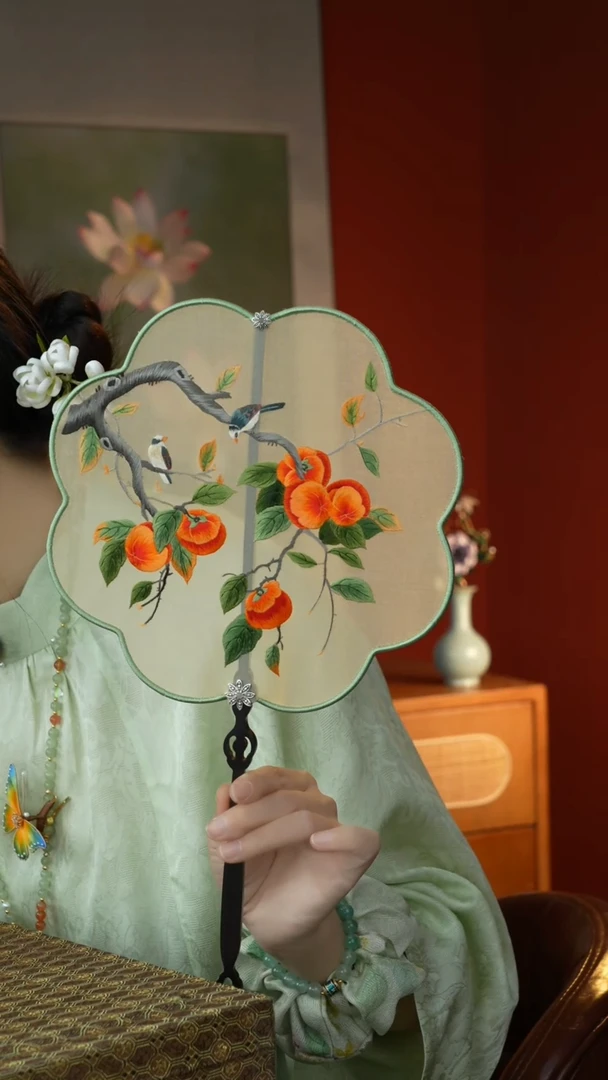 刺绣非遗苏绣纯手工团扇