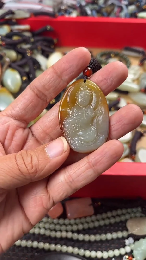 【闪购商品】和田玉颈饰未镶嵌多样性发货没有证书拍一发一有瑕