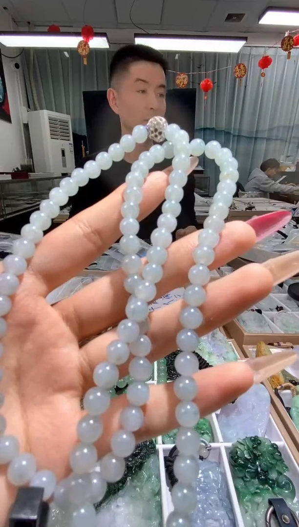【闪购商品】翡翠颈饰未镶嵌天然缅甸翡翠A货未镶嵌