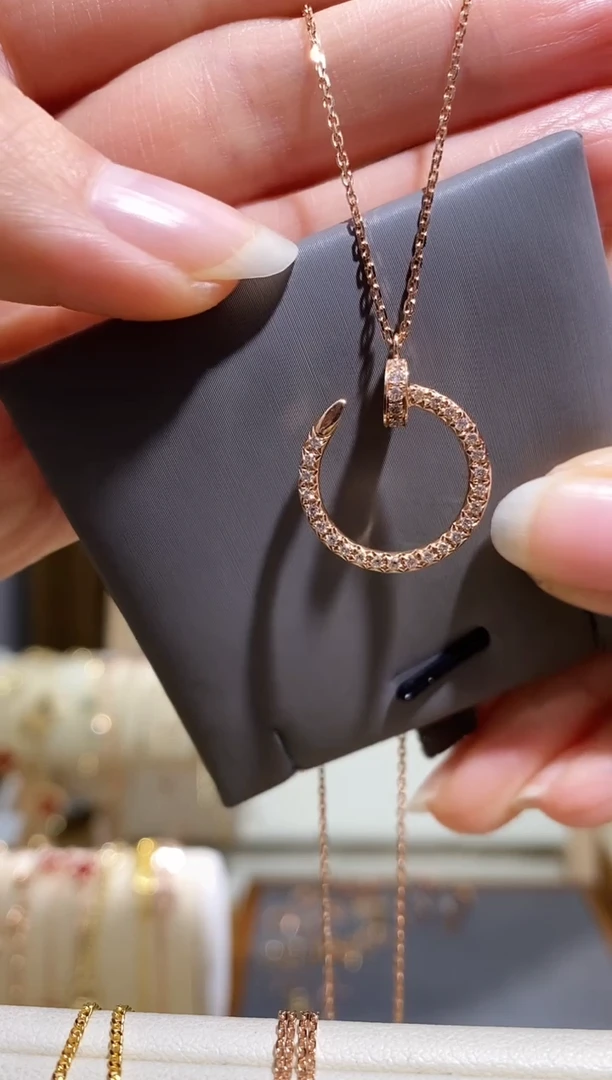 【闪购商品】钻石项链18K金镶嵌项链