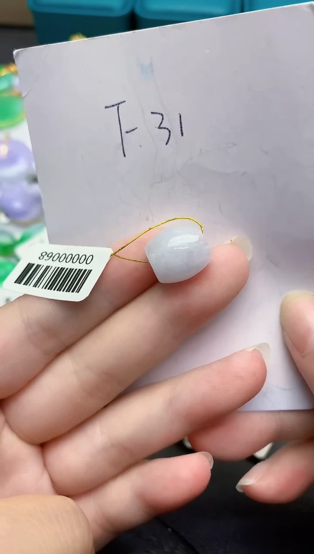 颈饰未镶嵌翡翠缅甸天然翡翠A货