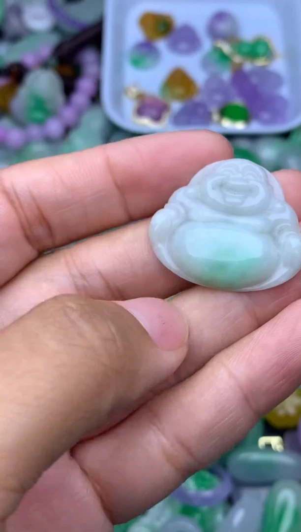 颈饰未镶嵌翡翠天然缅甸翡翠吊坠