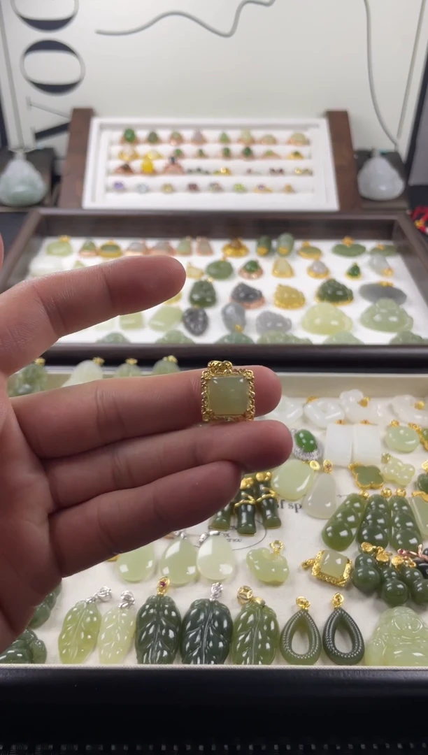 吊坠(不含链)银S925镶嵌和田玉1