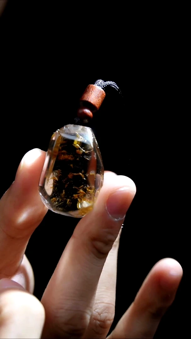 吊坠(赠链)未镶嵌水晶水晶