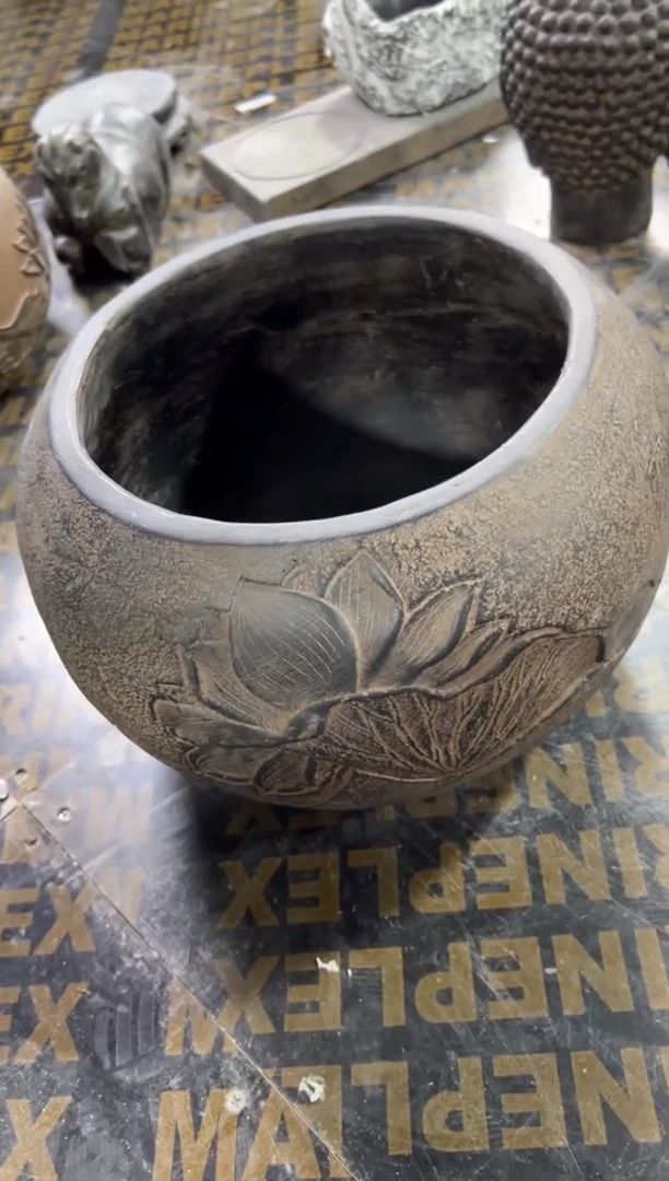 陶土【火山泥】荷缘缸