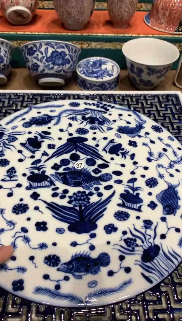 杯37青花鱼藻纹干炮台zjs101