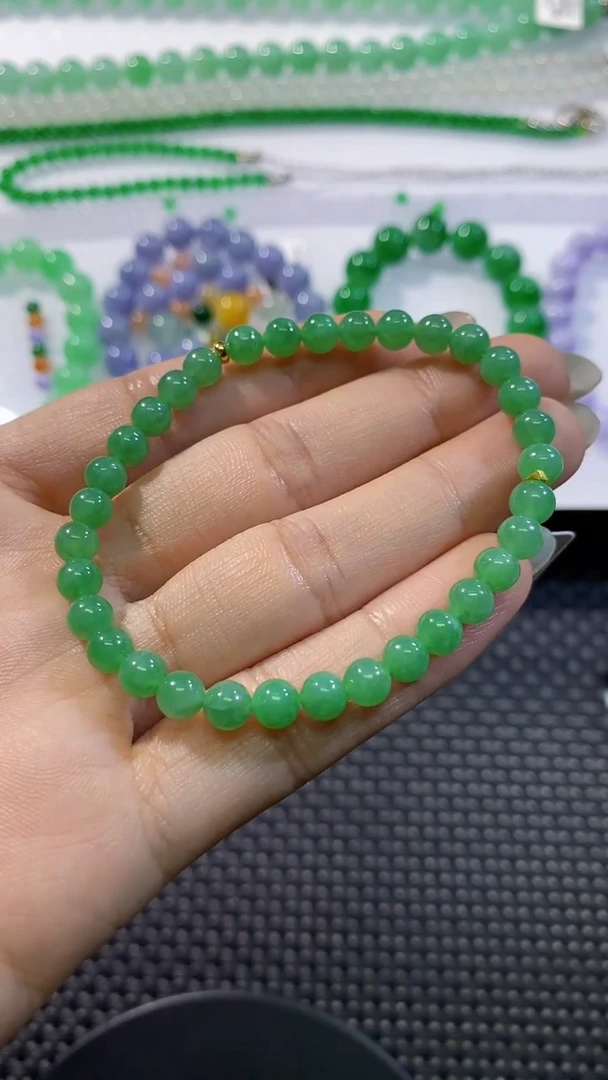 散珠翡翠卡5.4手串