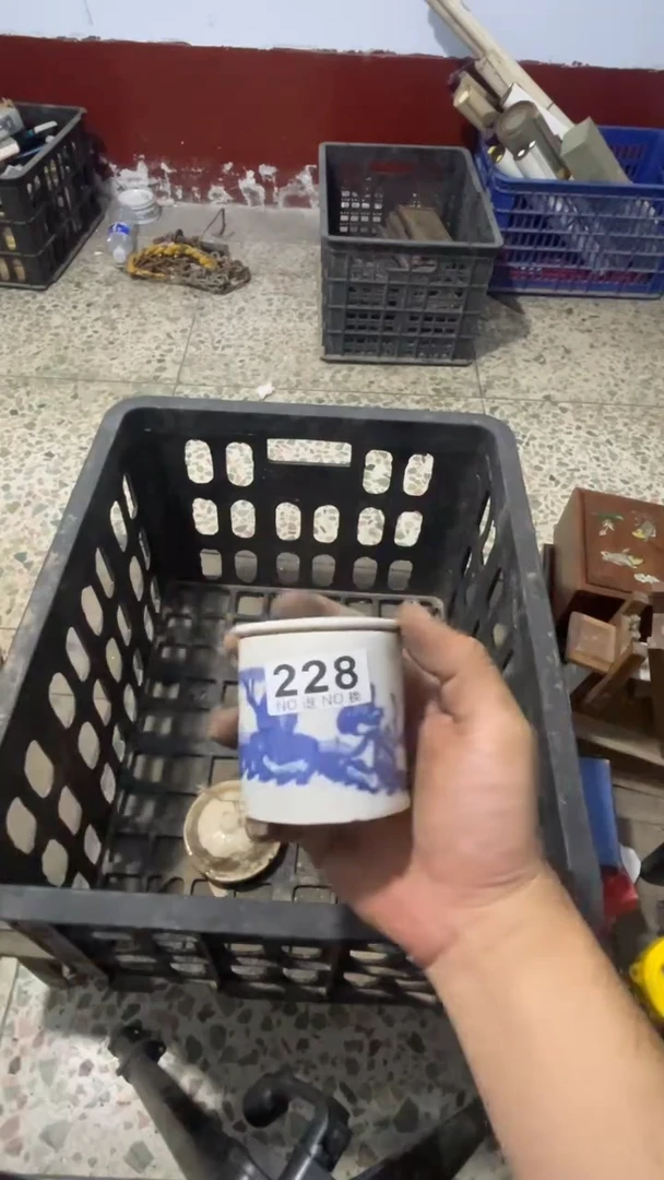 <****>威朗诗旧货铺228