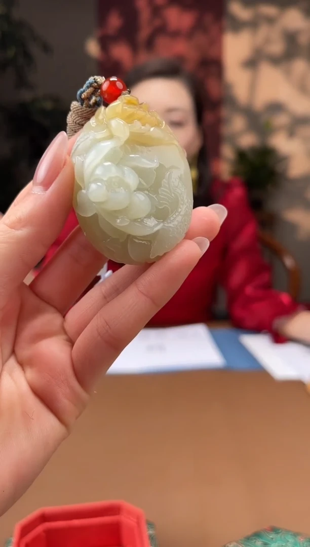 【闪购商品】定制和田玉吊坠未镶嵌S326