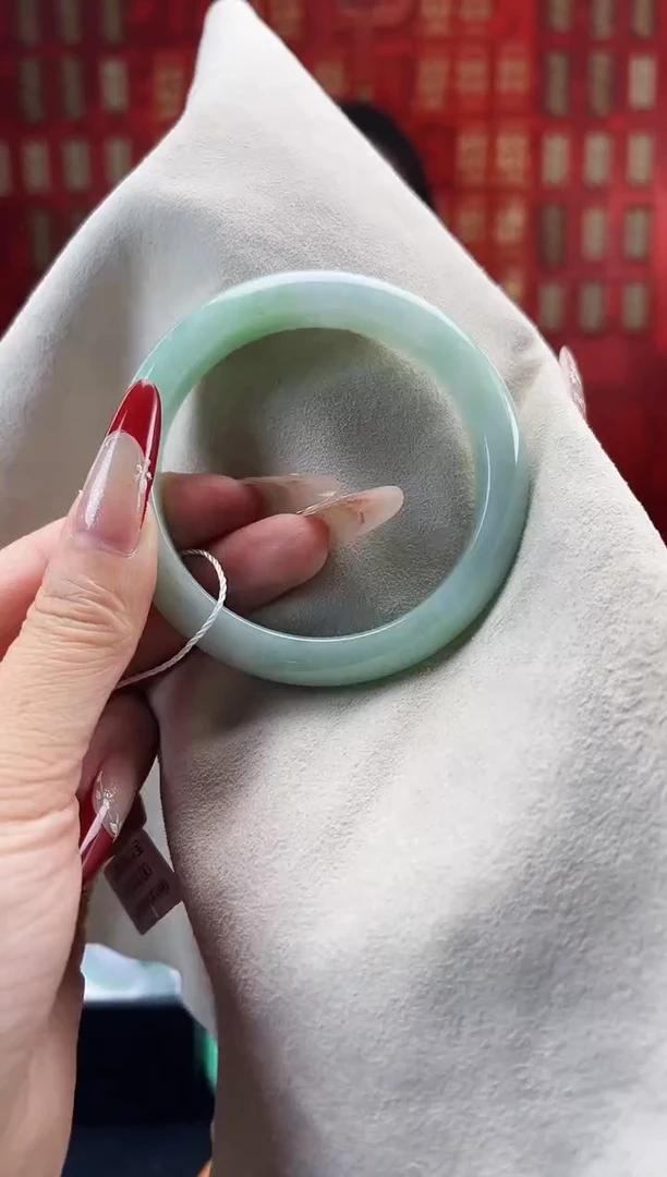 【闪购商品】翡翠手镯未镶嵌手镯