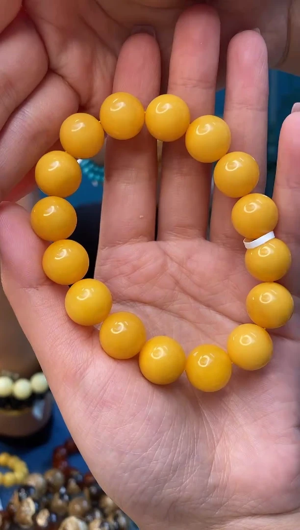 【闪购商品】琥珀裸石未镶嵌3/4多样性发其一32