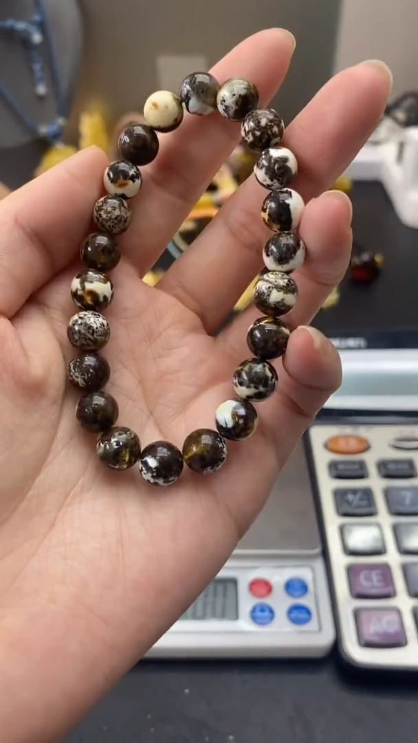 琥珀未镶嵌珠宝奇石421