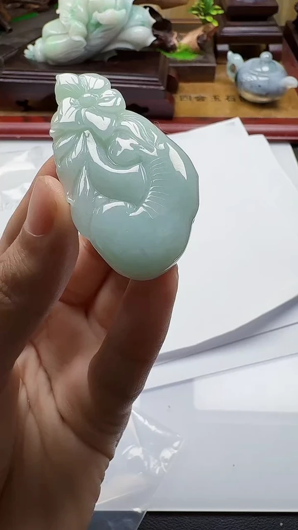 吊坠(不含链)未镶嵌翡翠1