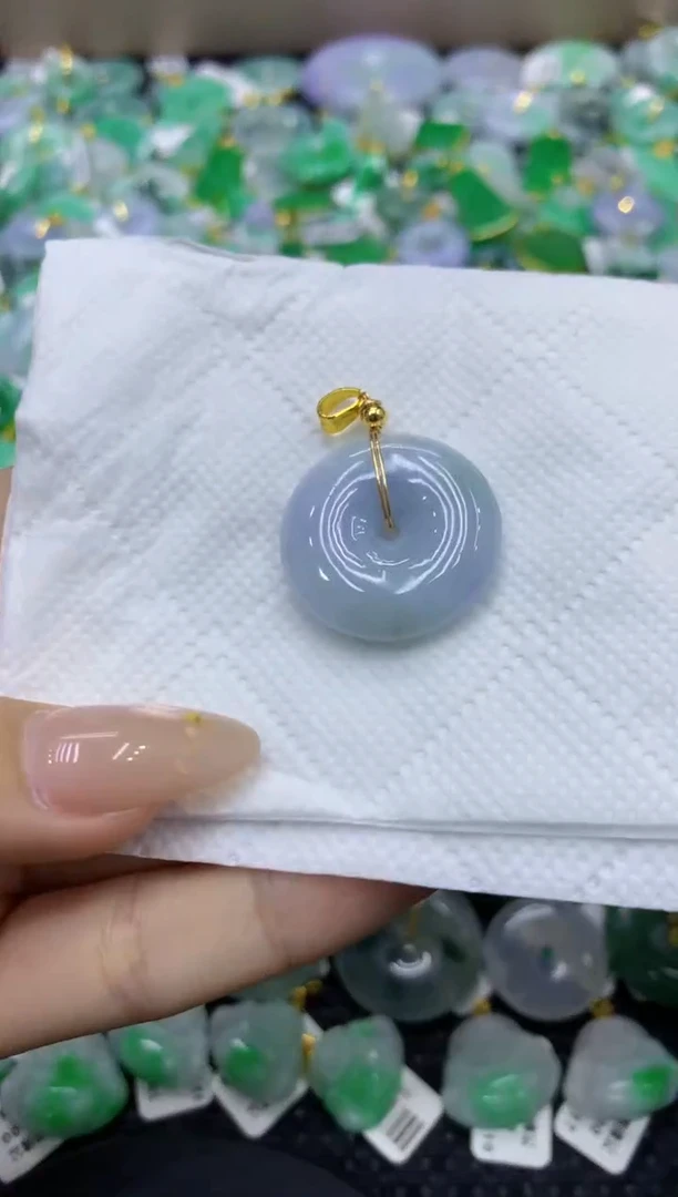 颈饰未镶嵌翡翠天然缅甸翡翠A货