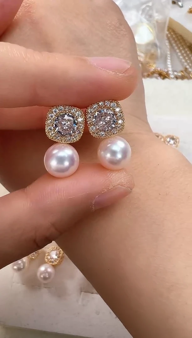 【闪购商品】淡水珍珠耳饰合金大方糖