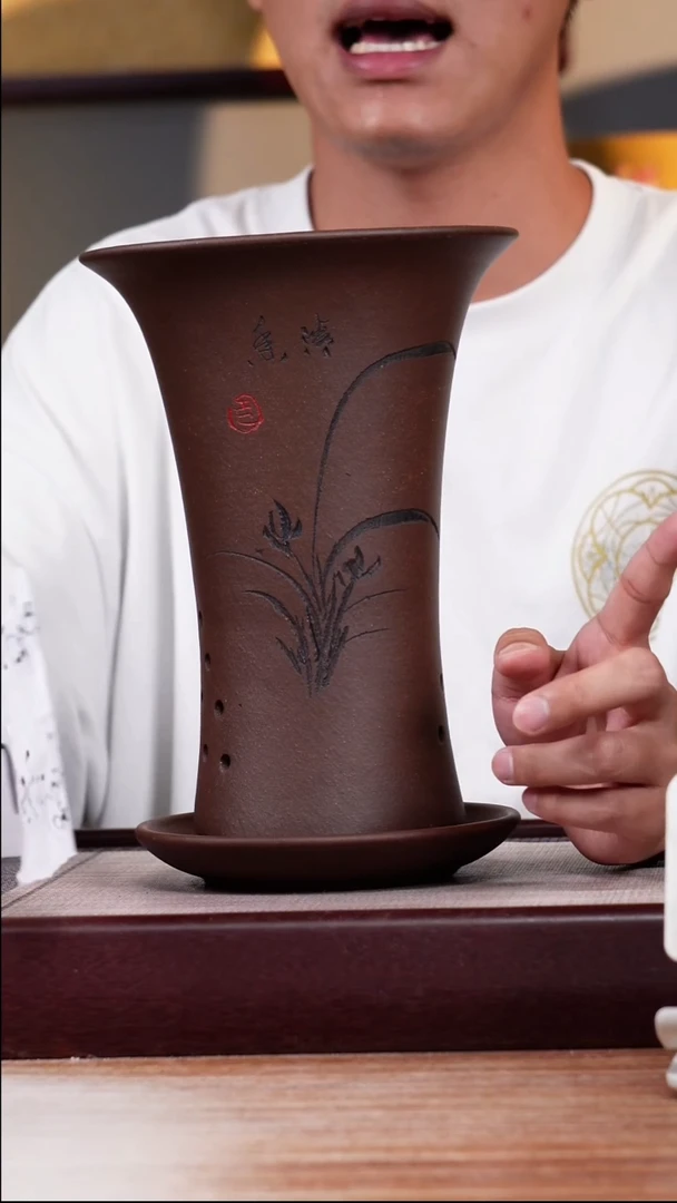 紫砂花盆紫泥刻绘兰花喇叭盆带托
