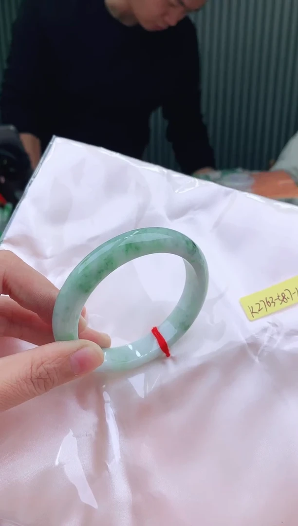 未镶嵌手镯翡翠58+