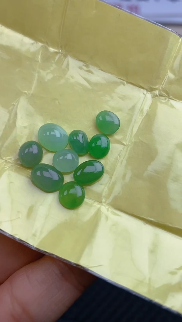 【闪购商品】翡翠耳饰未镶嵌天然A货翡翠108