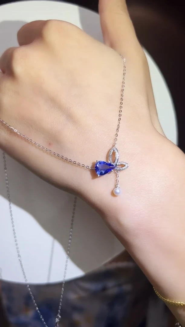 颈饰18K金镶嵌坦桑石12【主石1.5ct】