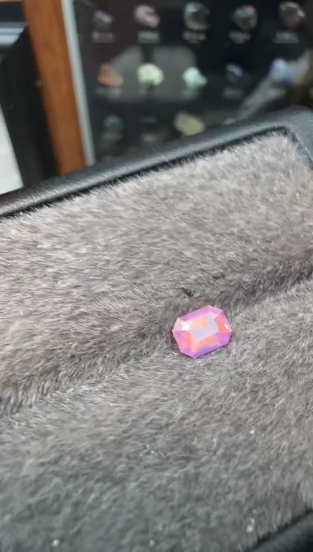 裸石尖晶石马亨盖0.67ct-A359-1p