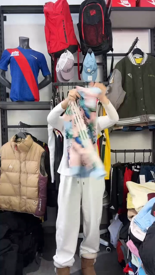 645闪购编码  阿迪运动卫衣裤以直播间过款为准 尺码. 140