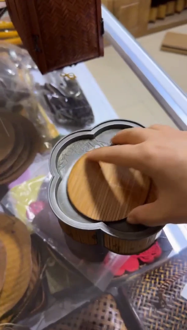 闪购商品特价梅花壶承255