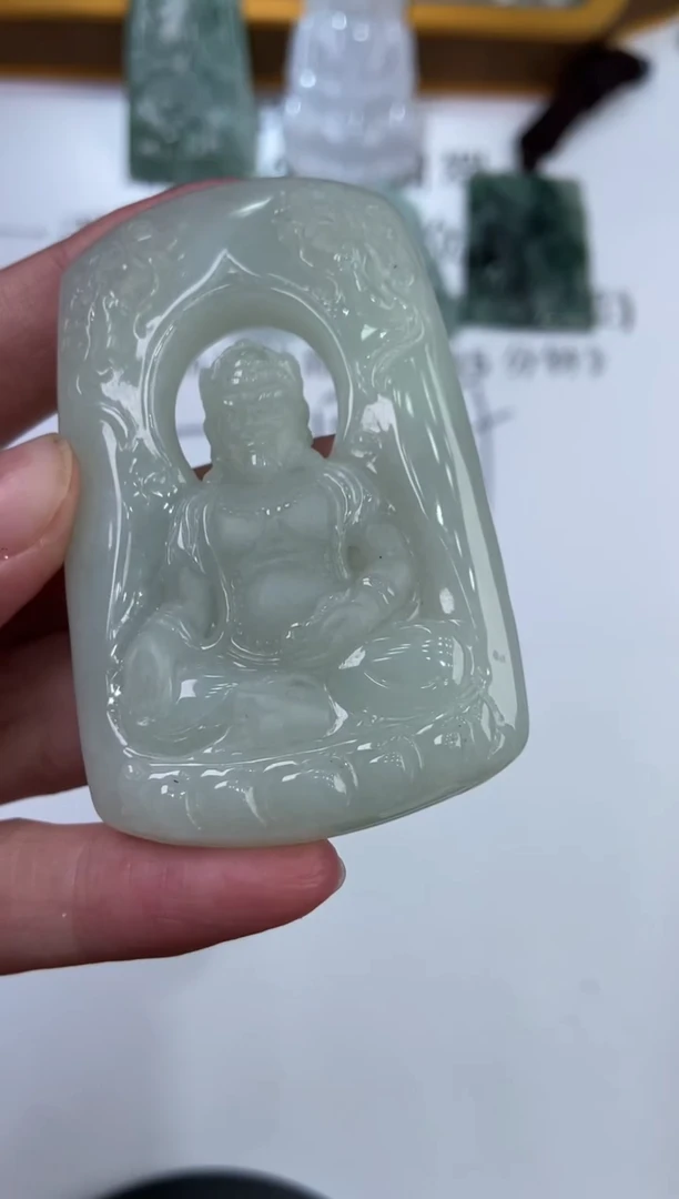 翡翠挂件未镶嵌298512