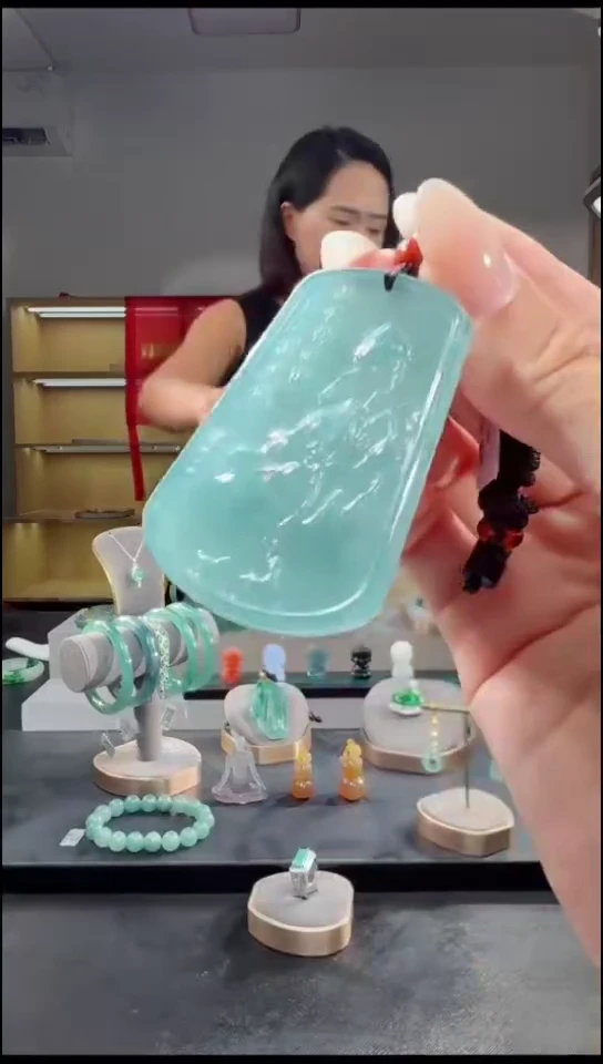 吊坠(不含链)未镶嵌翡翠花牌