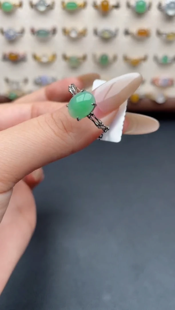 银S925镶嵌戒指翡翠一物一证一礼盒