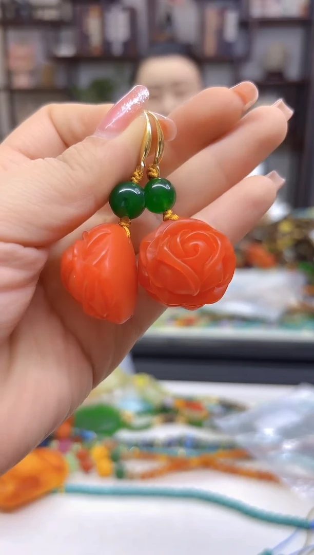 【闪购商品】蜜蜡耳饰14K金镶嵌耳勾E602