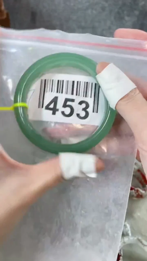 【闪购商品】石英质玉手镯未镶嵌6162+453